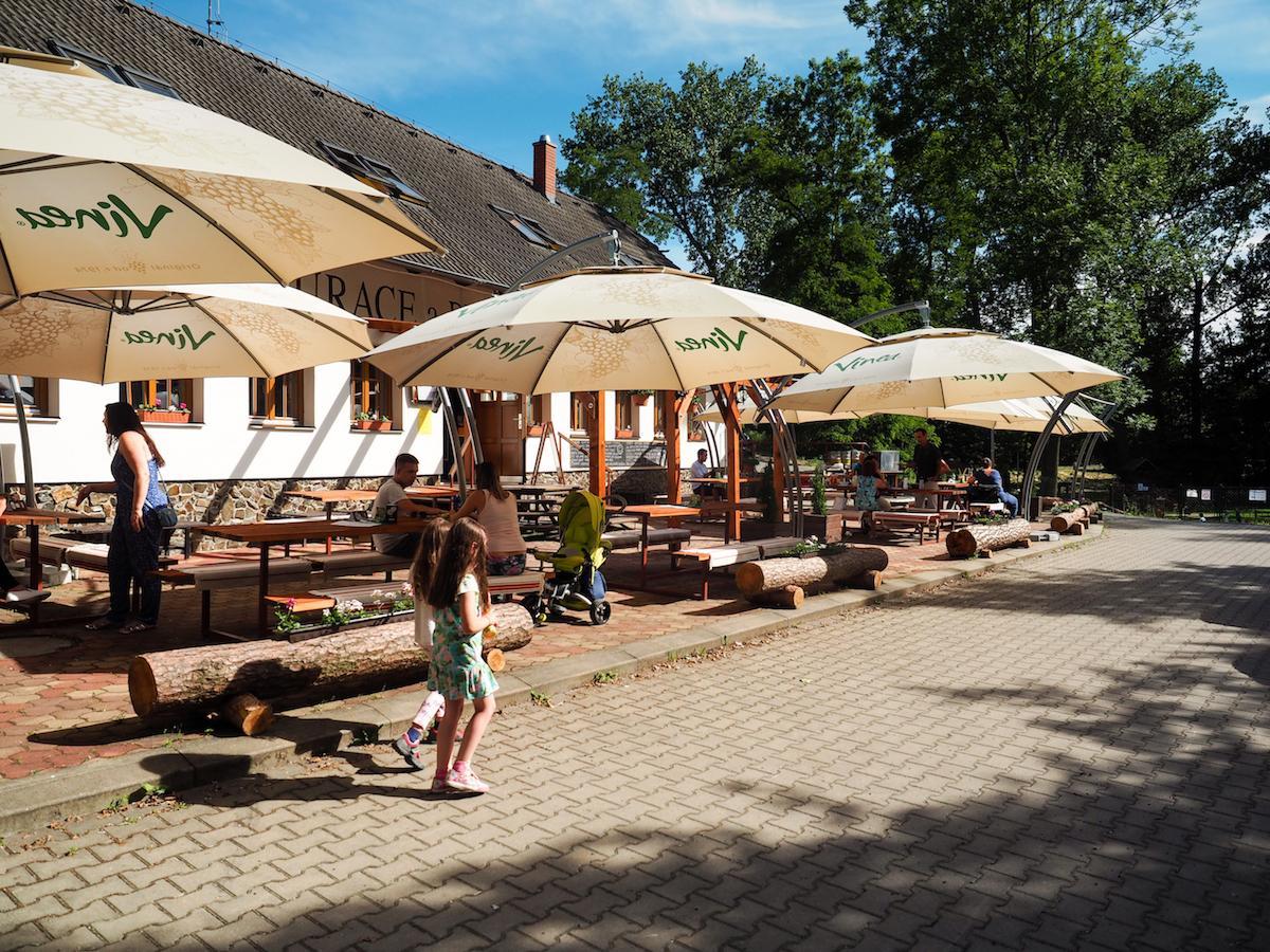 Penzion U Lavky Kvetnice Exteriér fotografie